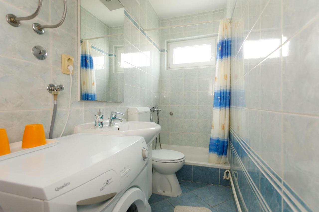 Adrijana 2 Appartement Krk Town Buitenkant foto