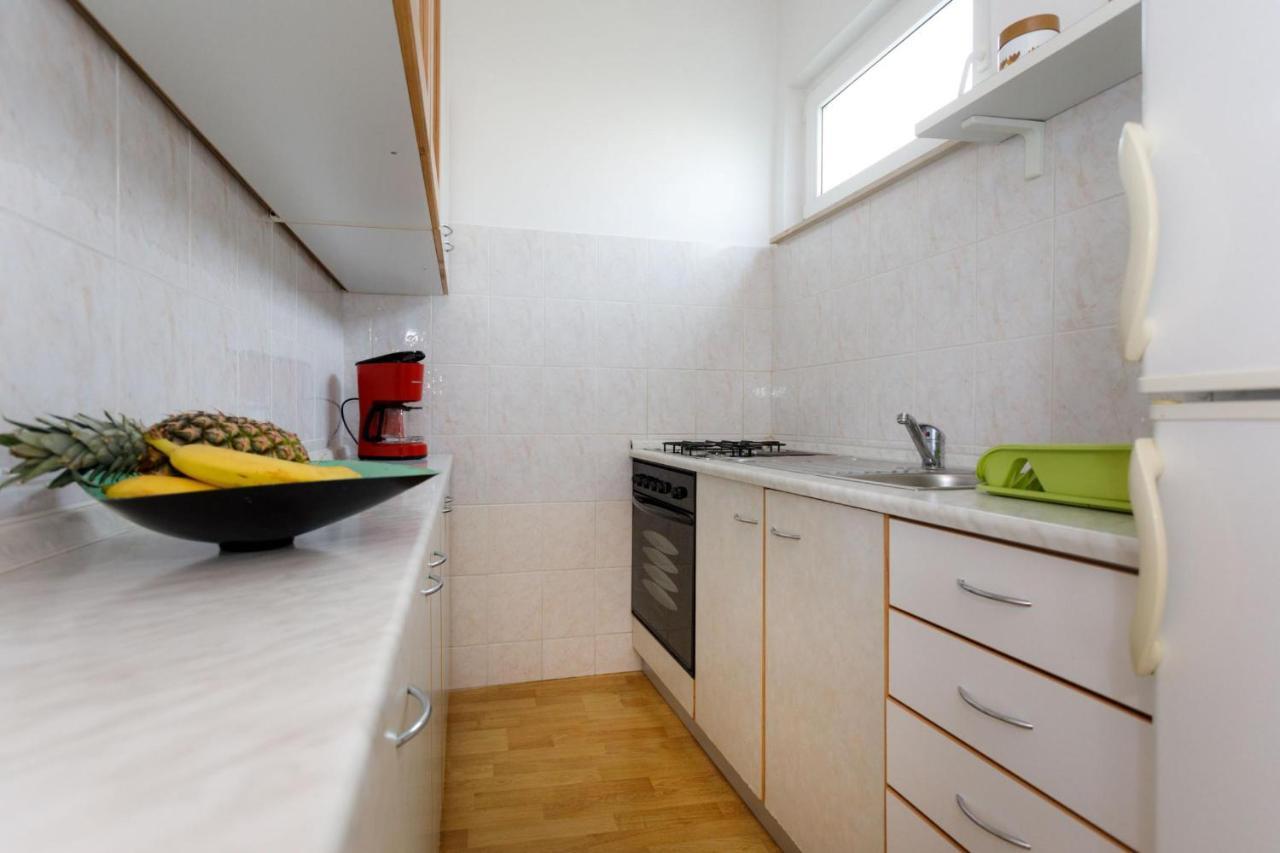 Adrijana 2 Appartement Krk Town Buitenkant foto